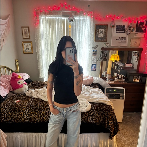 Meet your Posher, Megan - Picture 7 of 7